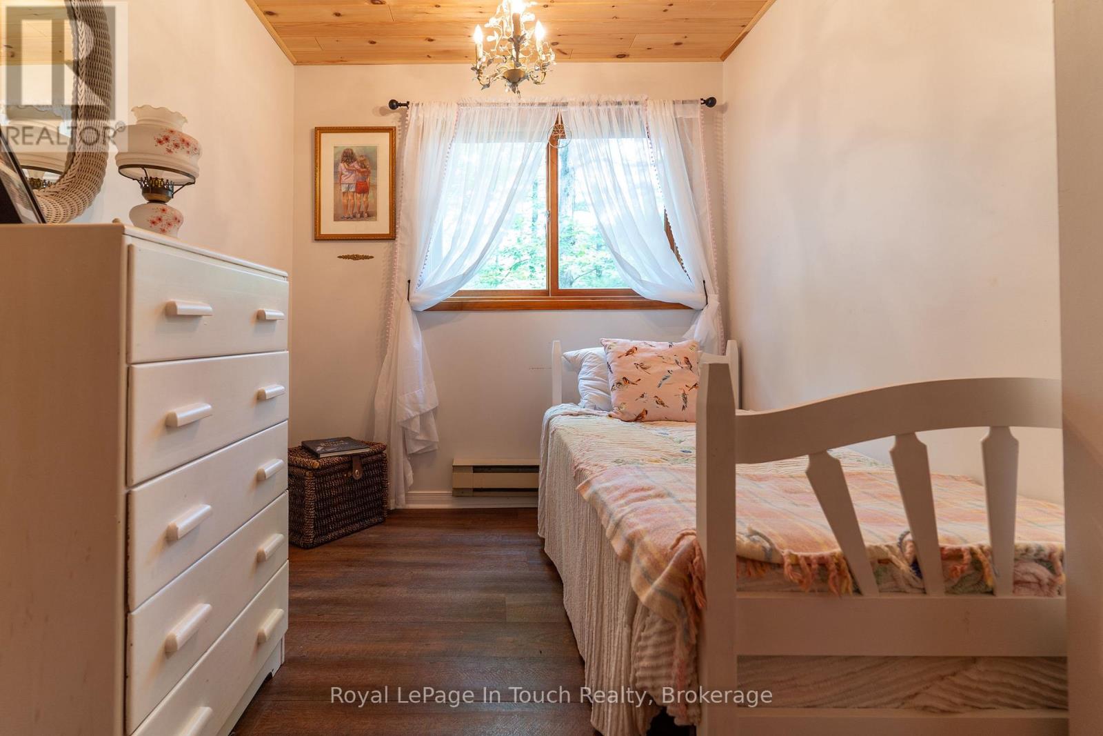 3098 Island 1040, Georgian Bay, Ontario  P0E 1E0 - Photo 16 - X12884008