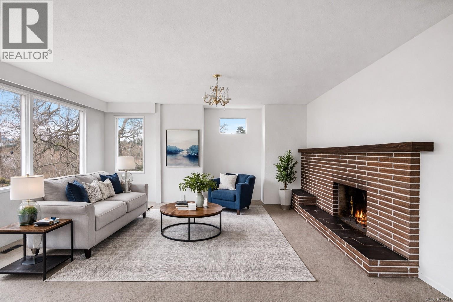 1085 Primrose Rd, Saanich, British Columbia