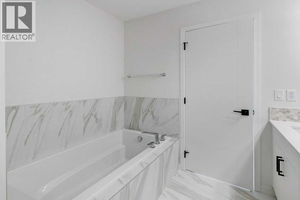 370 Corner Glen Way Ne, Calgary, Alberta  T3N 2P1 - Photo 22 - A2293393