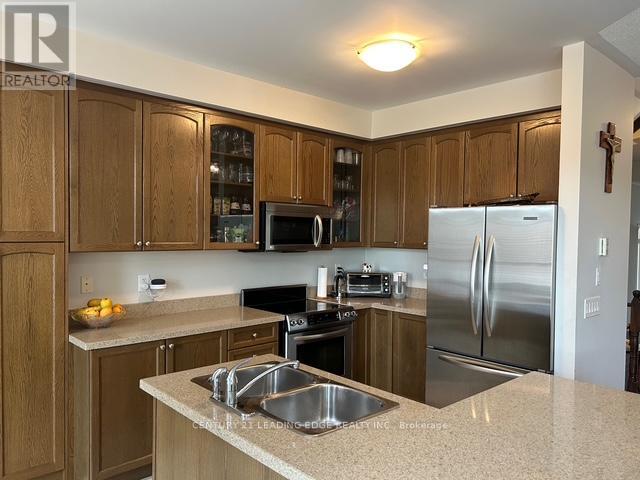 97 Thatcher Crescent, East Gwillimbury, Ontario  L9N 0B9 - Photo 10 - N12883994