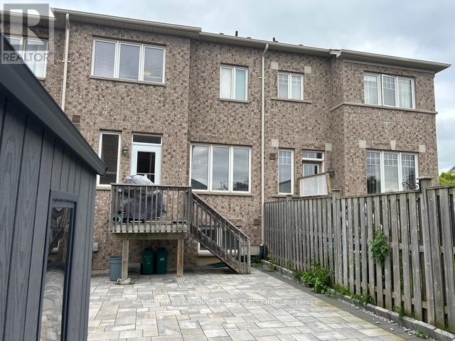 97 Thatcher Crescent, East Gwillimbury, Ontario  L9N 0B9 - Photo 36 - N12883994