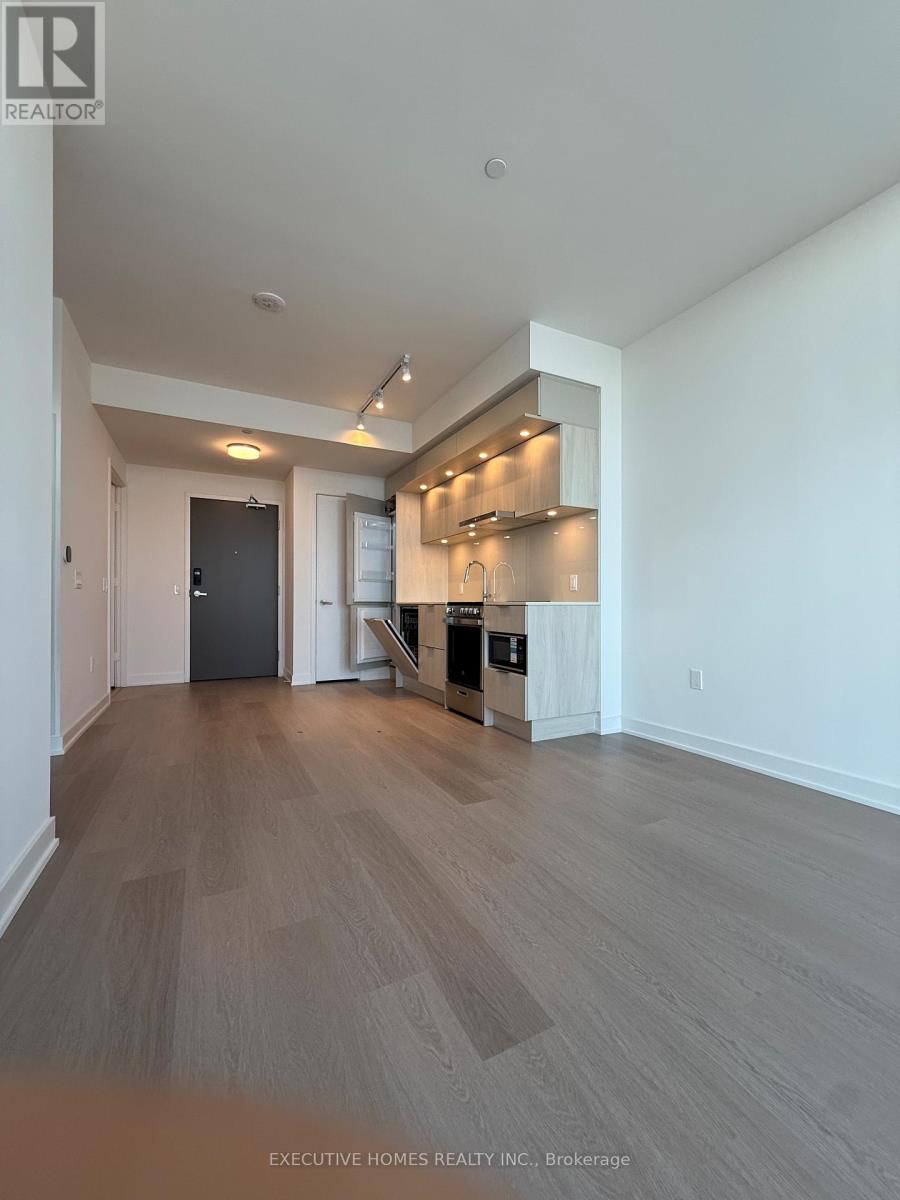 2910 - 448 Burnhamthrope Road W, Mississauga, Ontario  L5B 0R4 - Photo 5 - W12883956