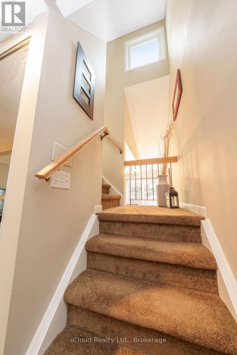 4 - 2385 Woodward Avenue, Burlington, Ontario  L7R 1V2 - Photo 26 - W12883978