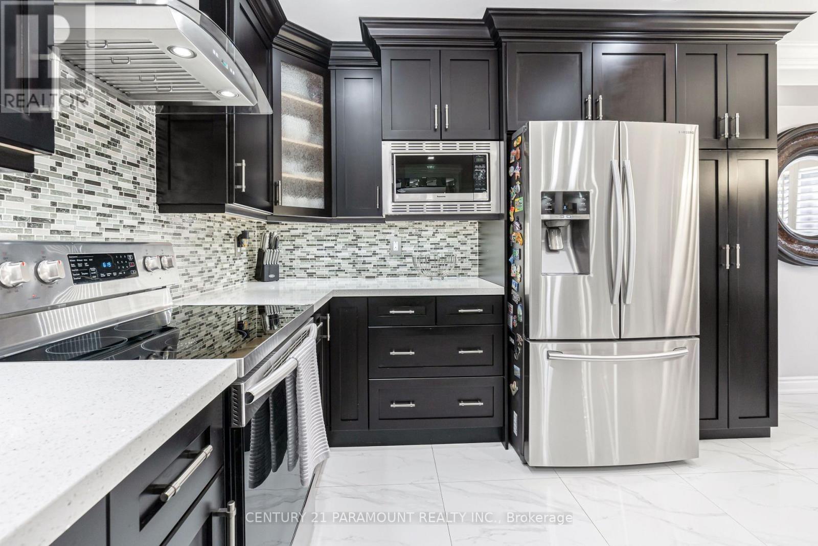 14 Redfinch Way, Brampton, Ontario  L7A 2B3 - Photo 17 - W12883980