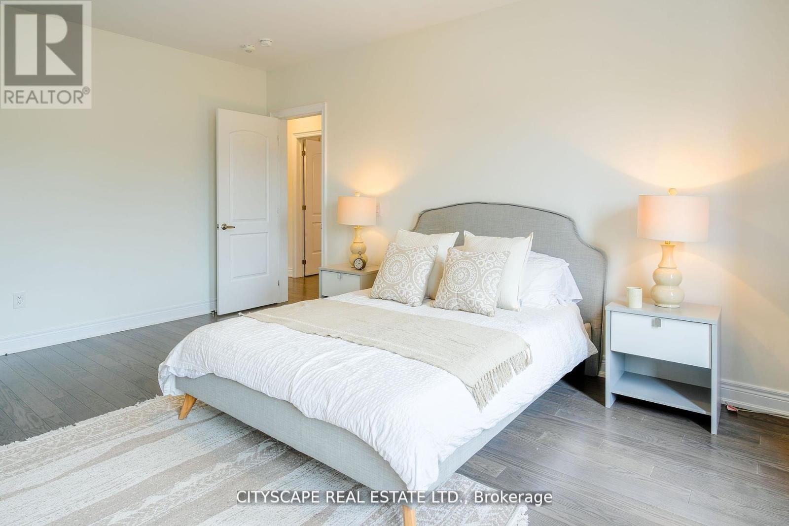 2405 Irene Crescent, Oakville, Ontario  L6M 5M2 - Photo 22 - W12883990