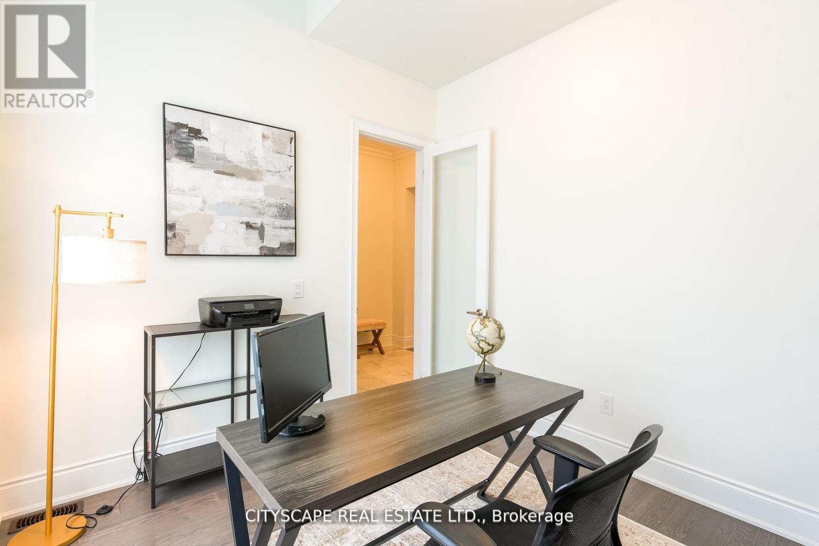 2405 Irene Crescent, Oakville, Ontario  L6M 5M2 - Photo 4 - W12883990