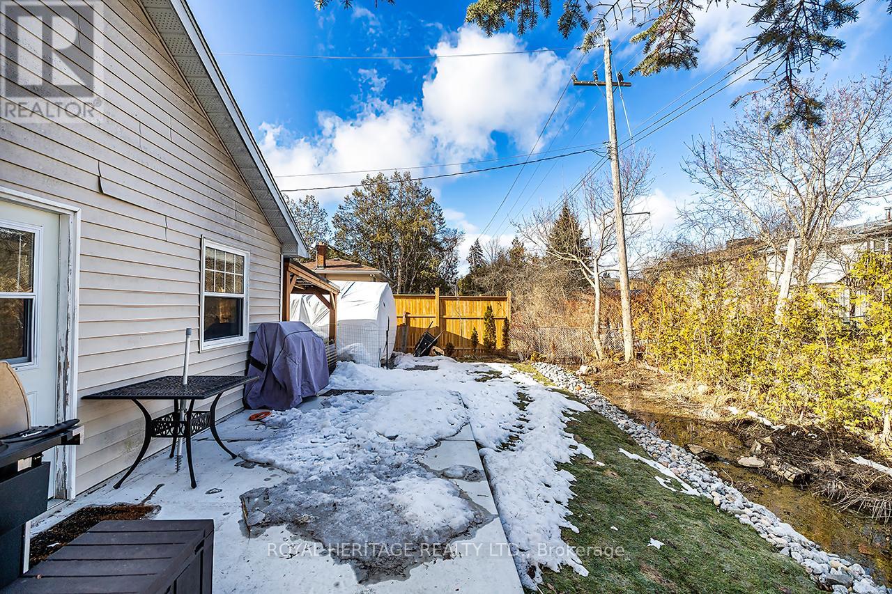 84 Nevin Avenue, Peterborough, Ontario  K9J 6E8 - Photo 4 - X12883964