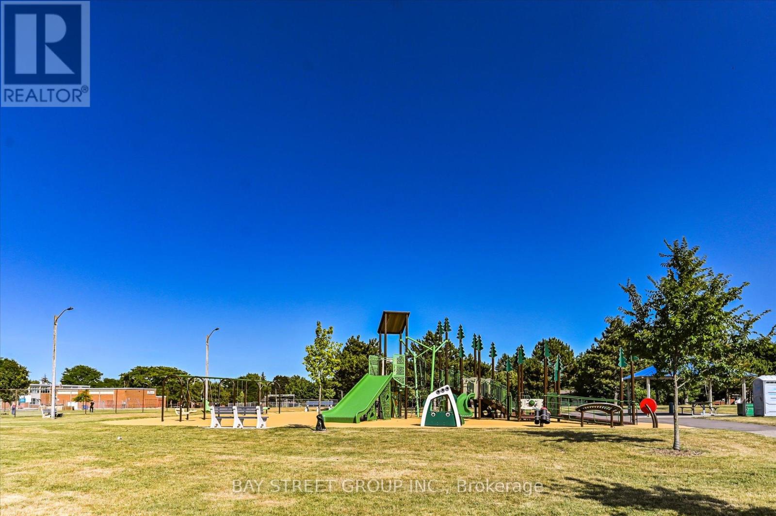 378 East 24th Street, Hamilton, Ontario  L8V 4V2 - Photo 36 - X12883986