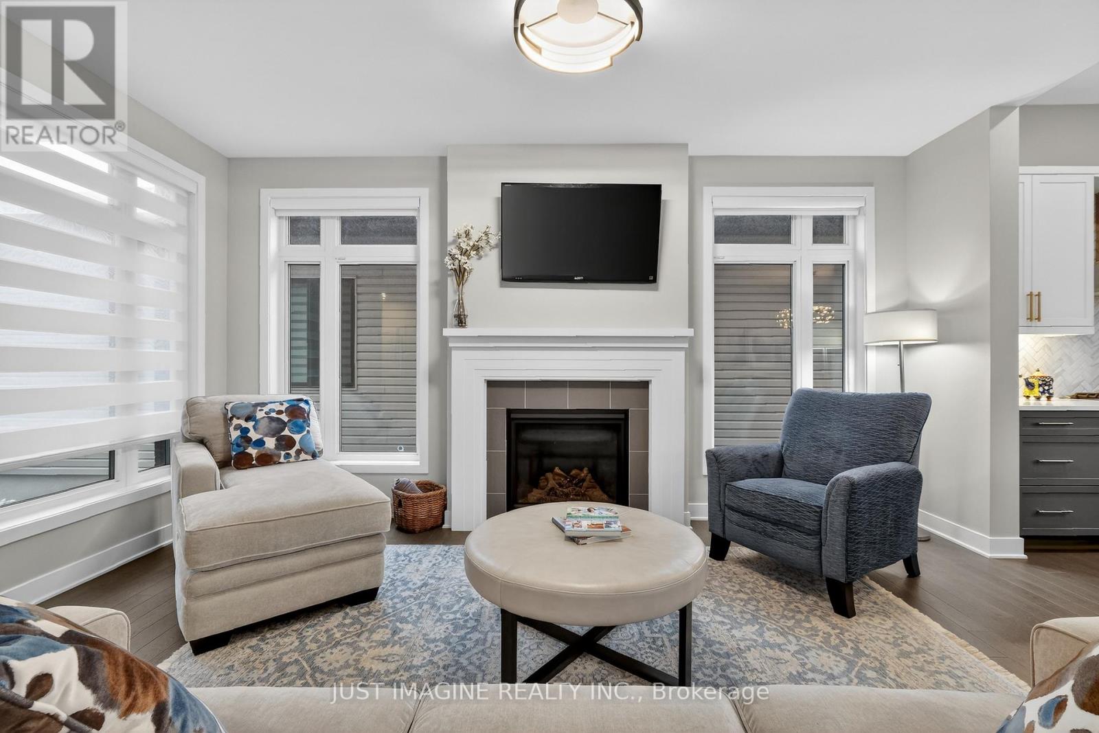 602 Triangle Street, Ottawa, Ontario  K2V 0L8 - Photo 9 - X12884004