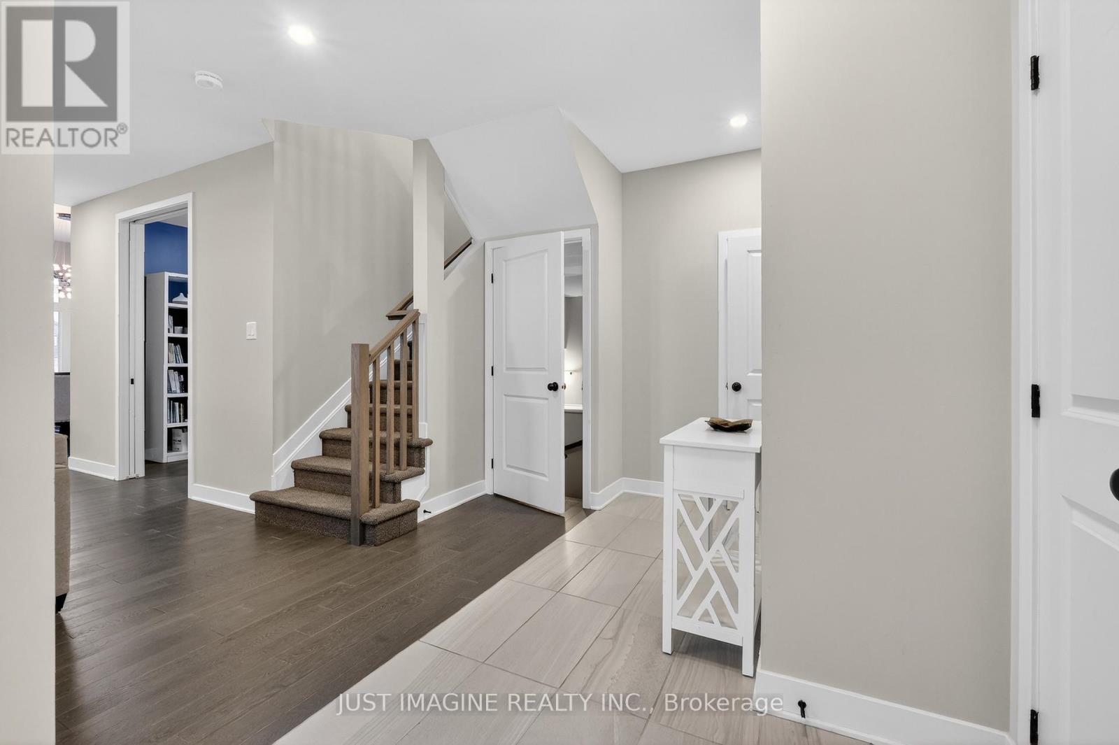 602 Triangle Street, Ottawa, Ontario  K2V 0L8 - Photo 38 - X12884004