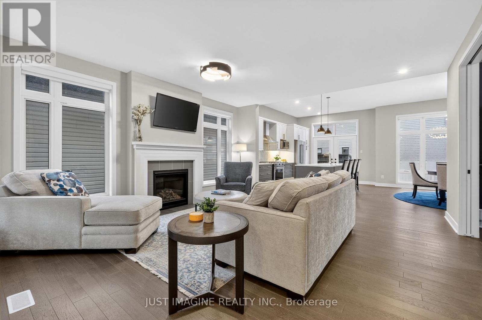 602 Triangle Street, Ottawa, Ontario  K2V 0L8 - Photo 8 - X12884004