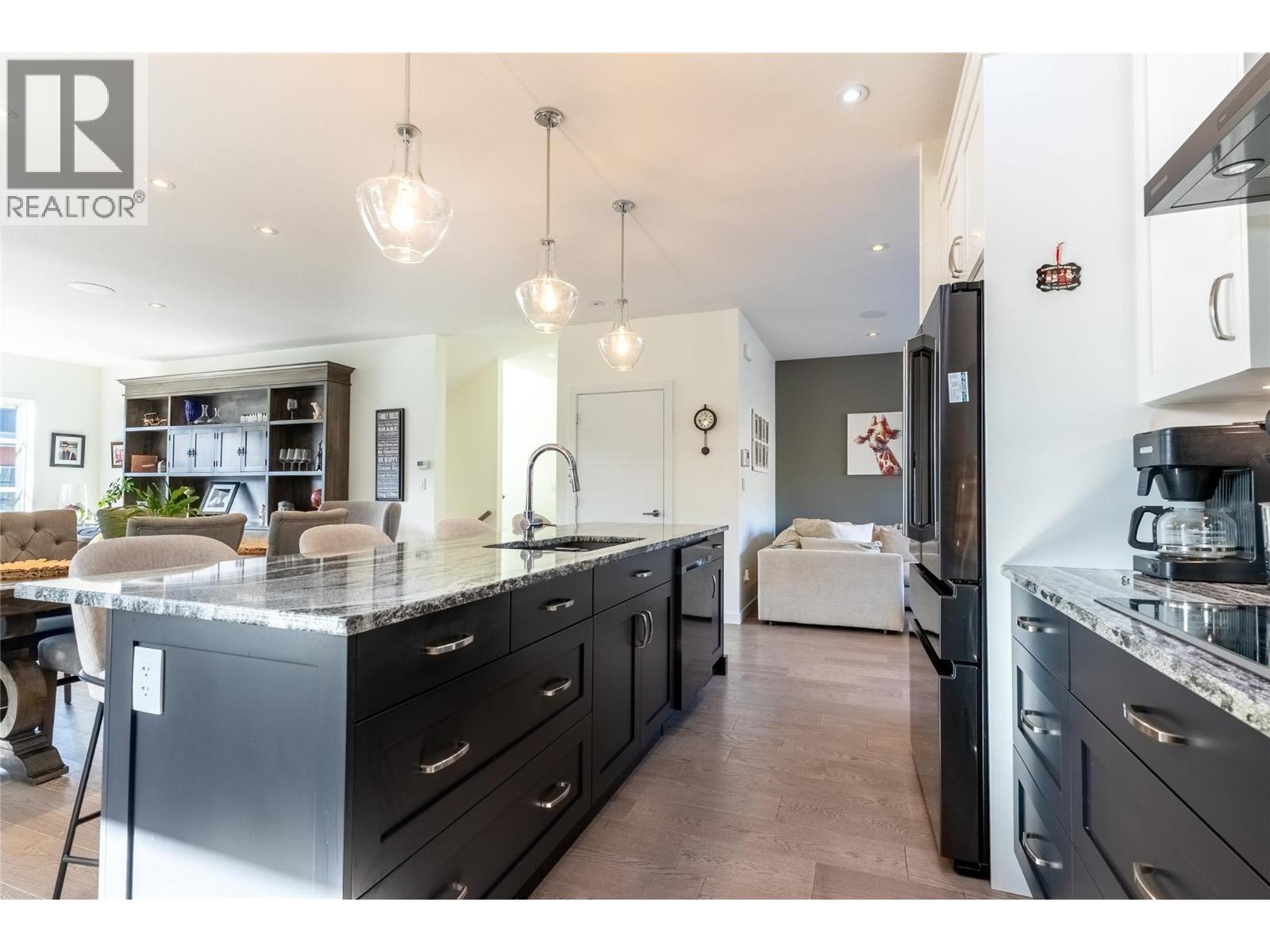 1395 Prairie Rose Drive Unit# 29, Kamloops, British Columbia  V2E 0B9 - Photo 3 - 10379377