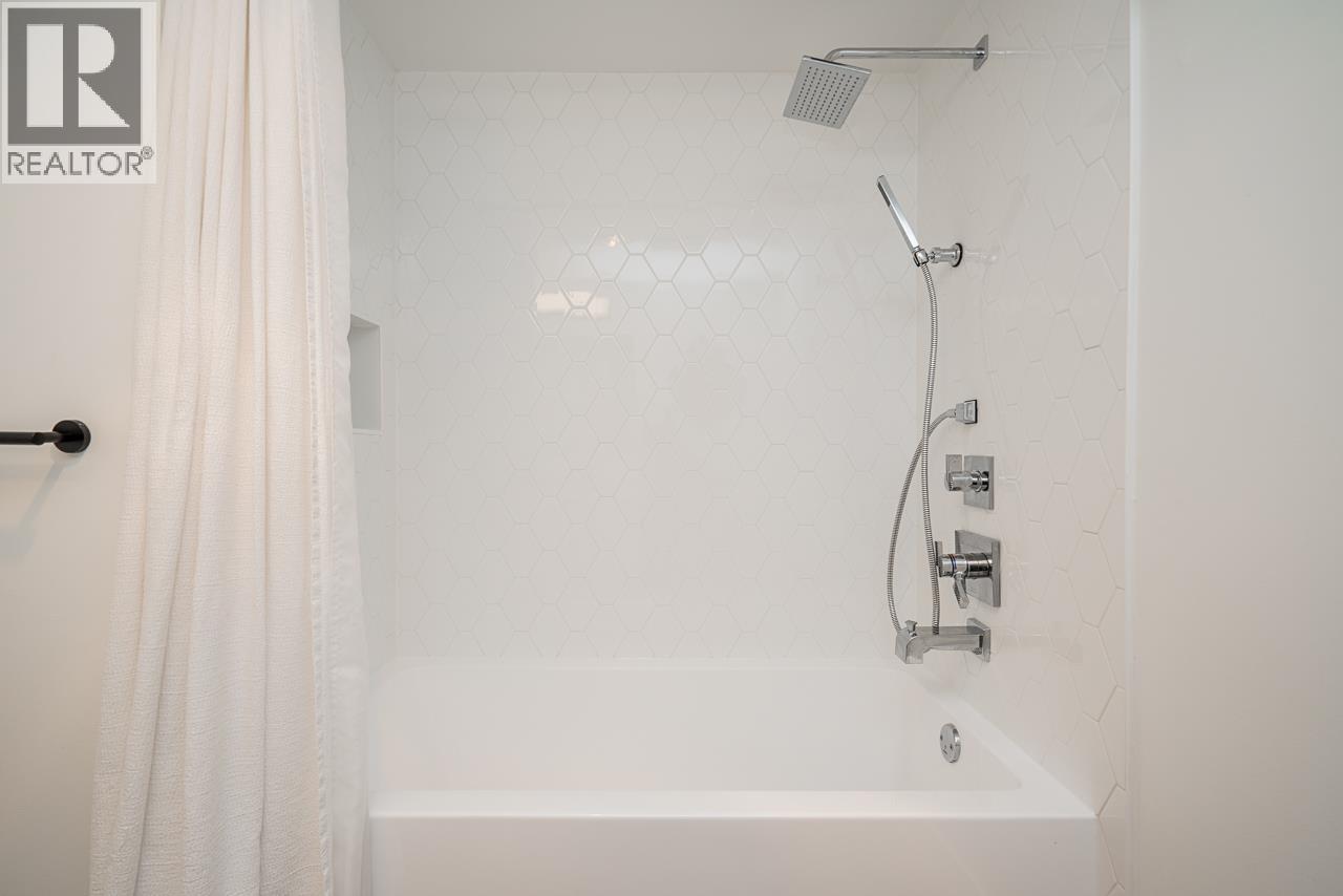 4 7363 Montecito Drive, Burnaby, British Columbia  V5A 1R4 - Photo 22 - R3096755