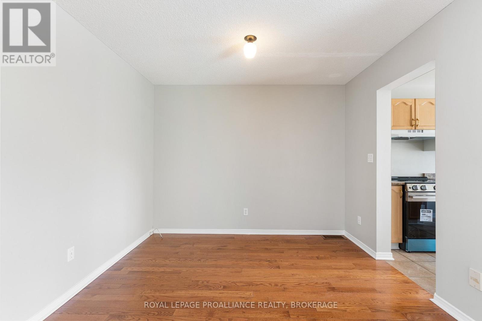 397 Malabar Drive, Kingston, Ontario  K7M 8X1 - Photo 14 - X12872940