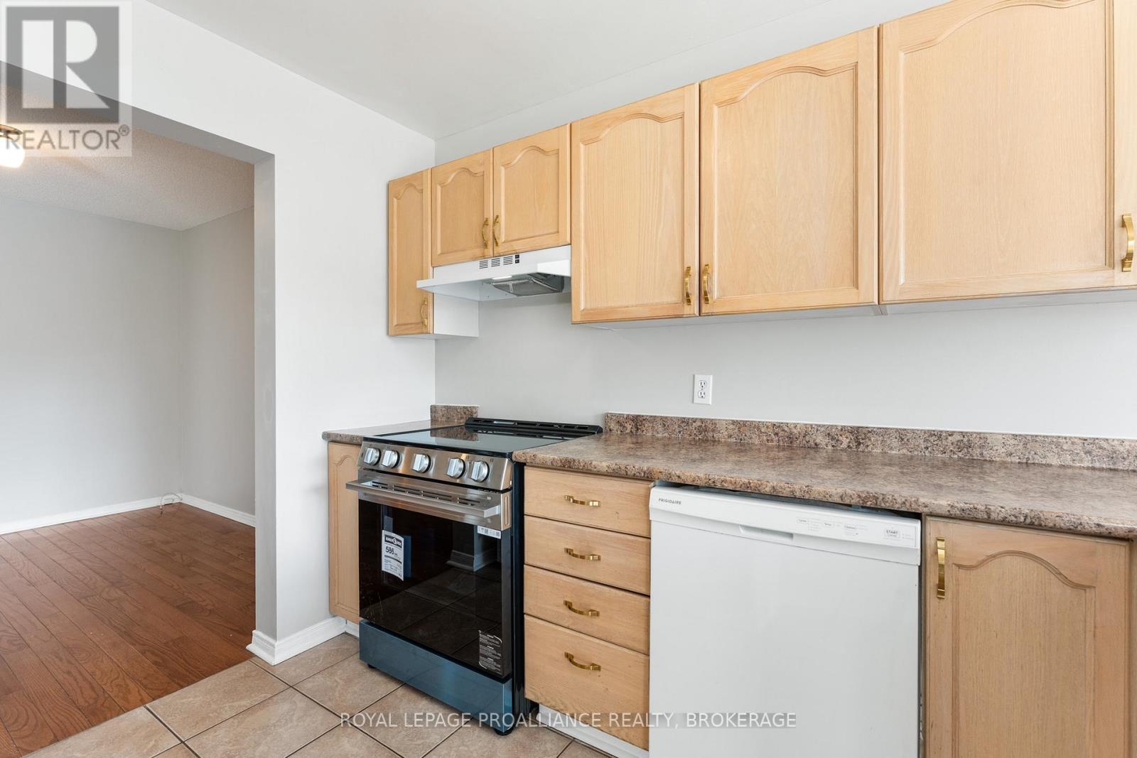 397 Malabar Drive, Kingston, Ontario  K7M 8X1 - Photo 19 - X12872940