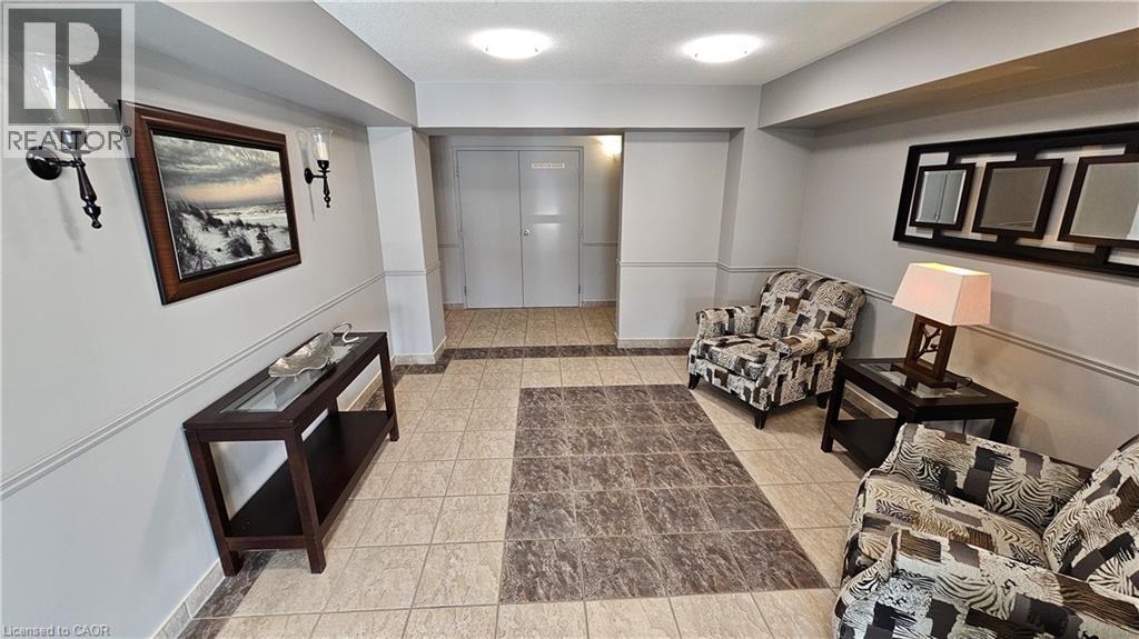 12 St Andrew Street Unit# 202, Port Dover, Ontario  N0A 1N1 - Photo 7 - 40800701