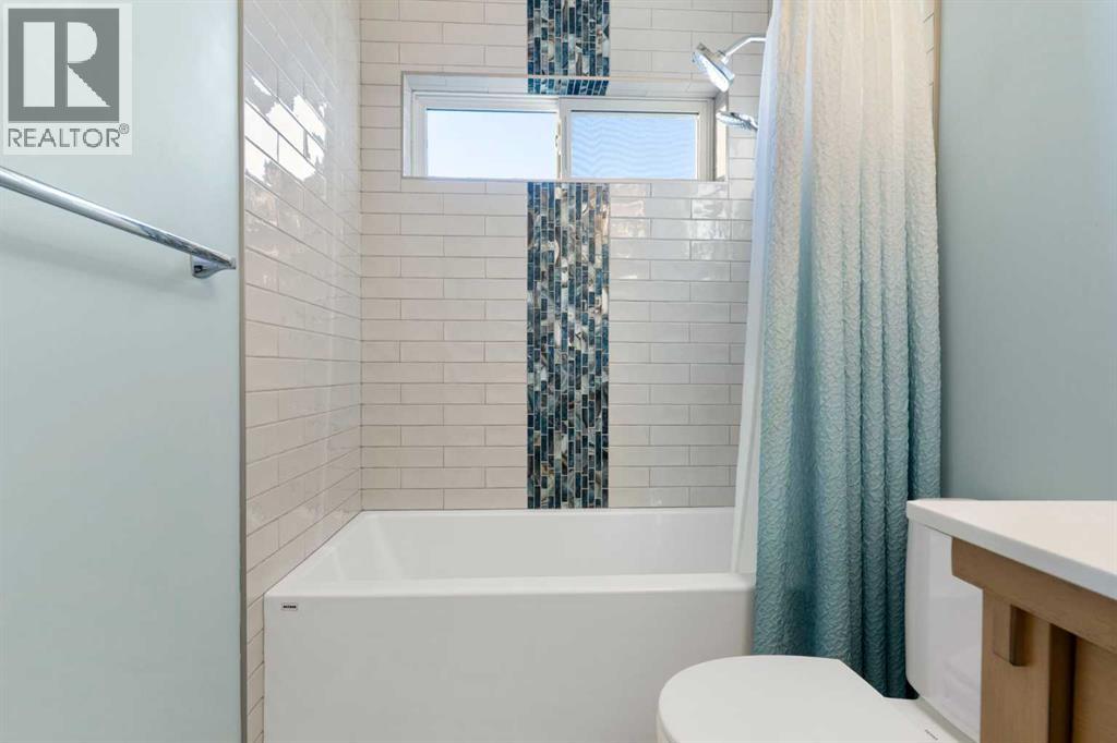 165 Quigley Drive, Cochrane, Alberta  T4C 1R4 - Photo 18 - A2290069