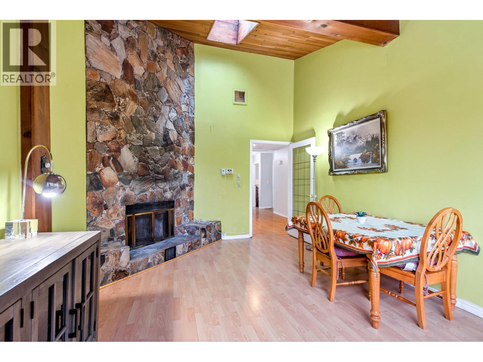 3005 Alderbrook Place, Coquitlam, British Columbia  V3C 4B5 - Photo 8 - R3099456