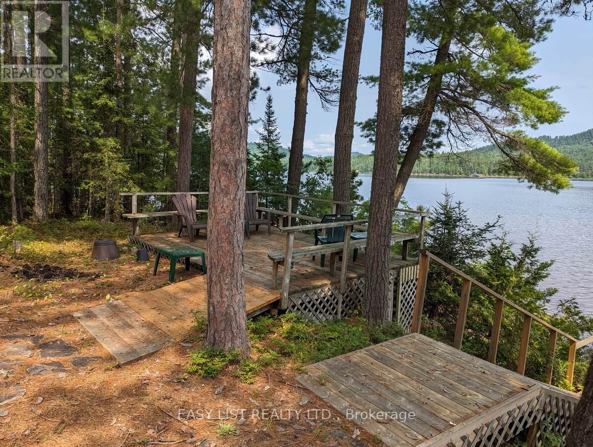 35692 Hwy 17, Laurentian Hills, Ontario  K0J 1P0 - Photo 11 - X12884034