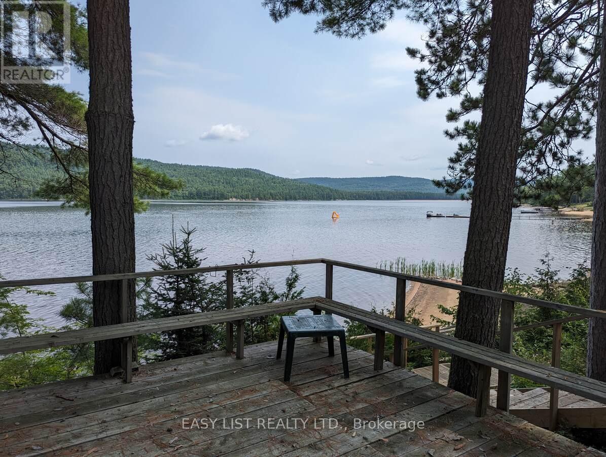 35692 Hwy 17, Laurentian Hills, Ontario  K0J 1P0 - Photo 48 - X12884034