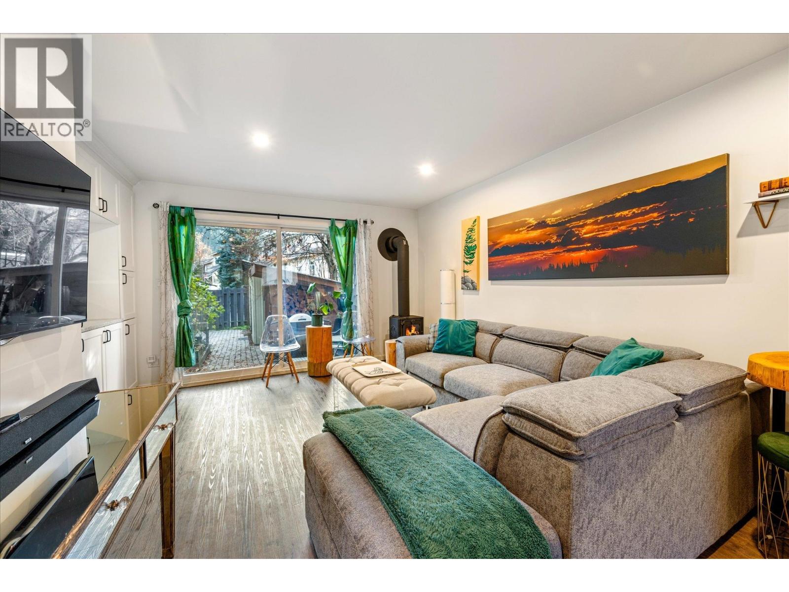 17 1470 Laurel Street, Pemberton, British Columbia  V0N 2L1 - Photo 3 - R3099801