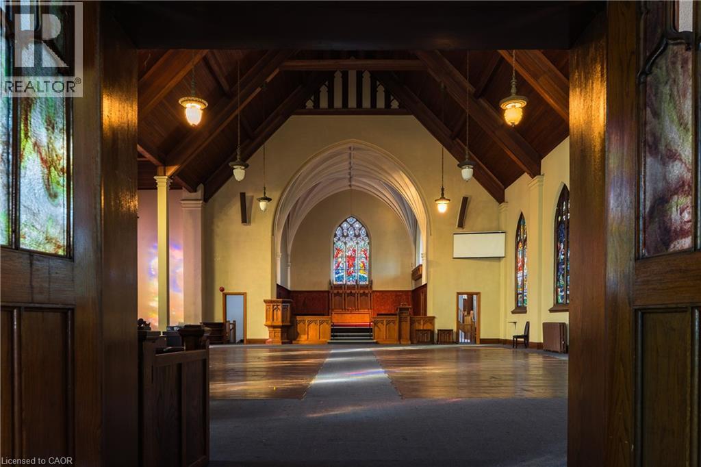 1401 King Street E, Hamilton, Ontario  L8M 3M1 - Photo 3 - 40808332