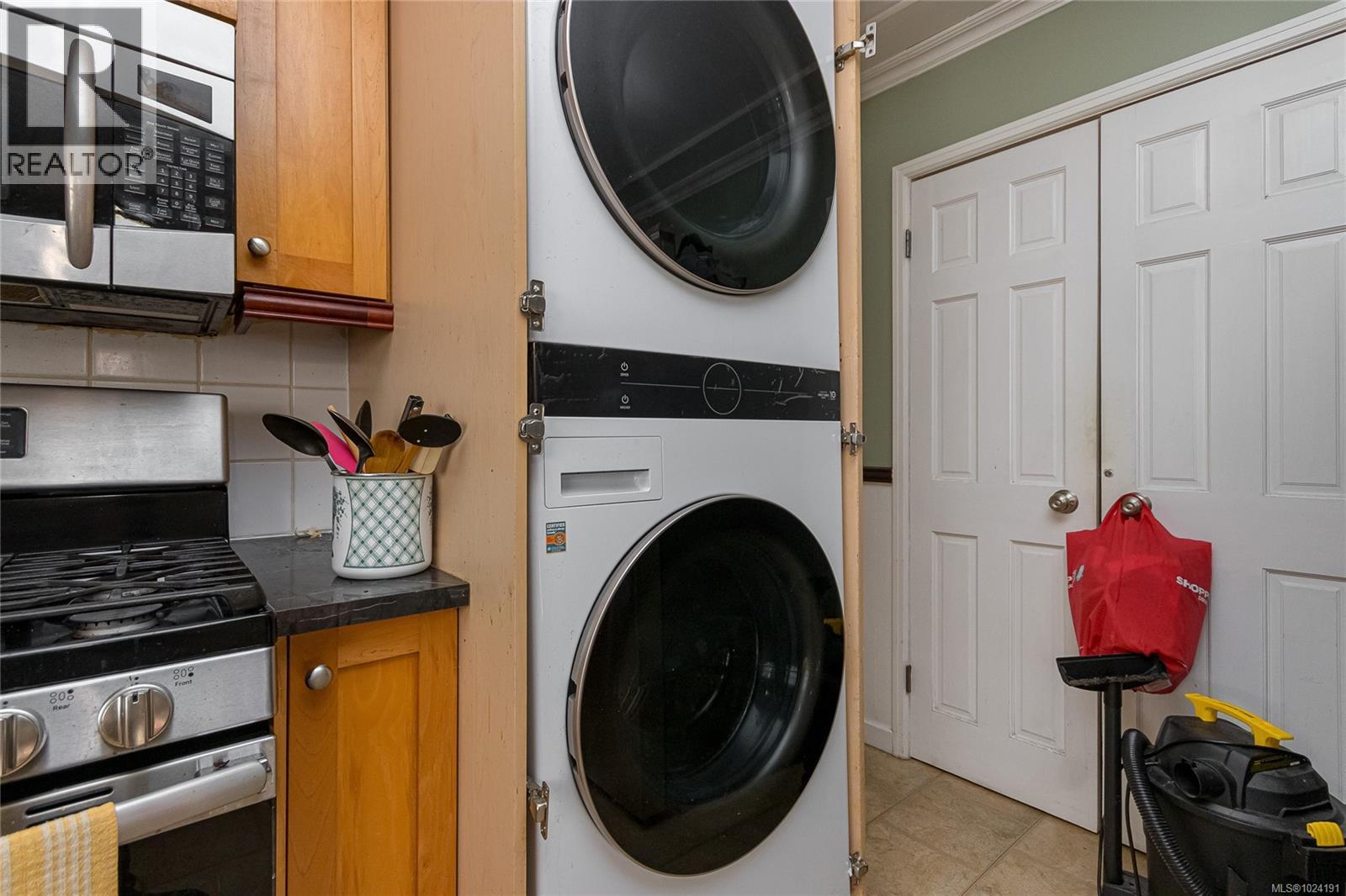 932 Bray Ave, Langford, British Columbia  V9B 2T1 - Photo 17 - 1024191