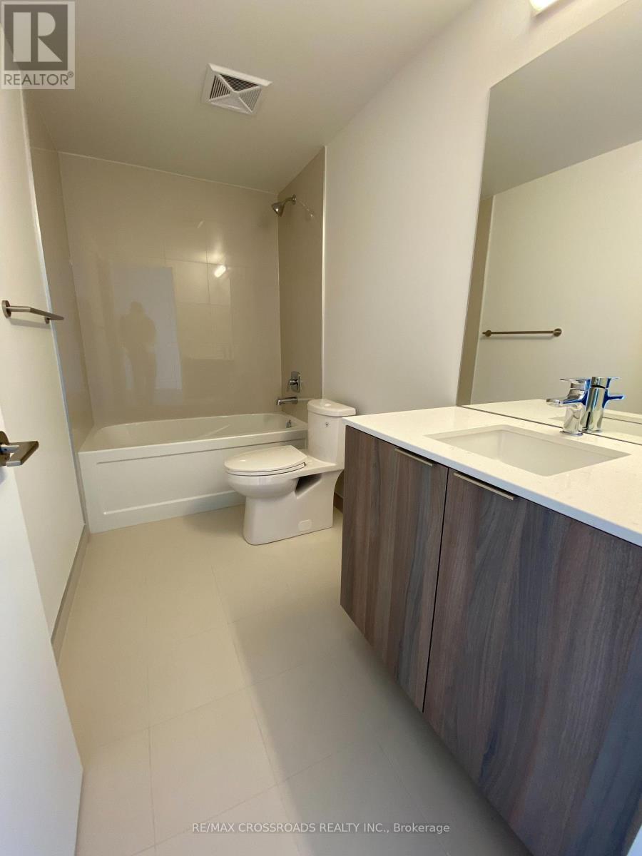 1214 - 158 Front Street, Toronto, Ontario  M5A 1E5 - Photo 11 - C12876642