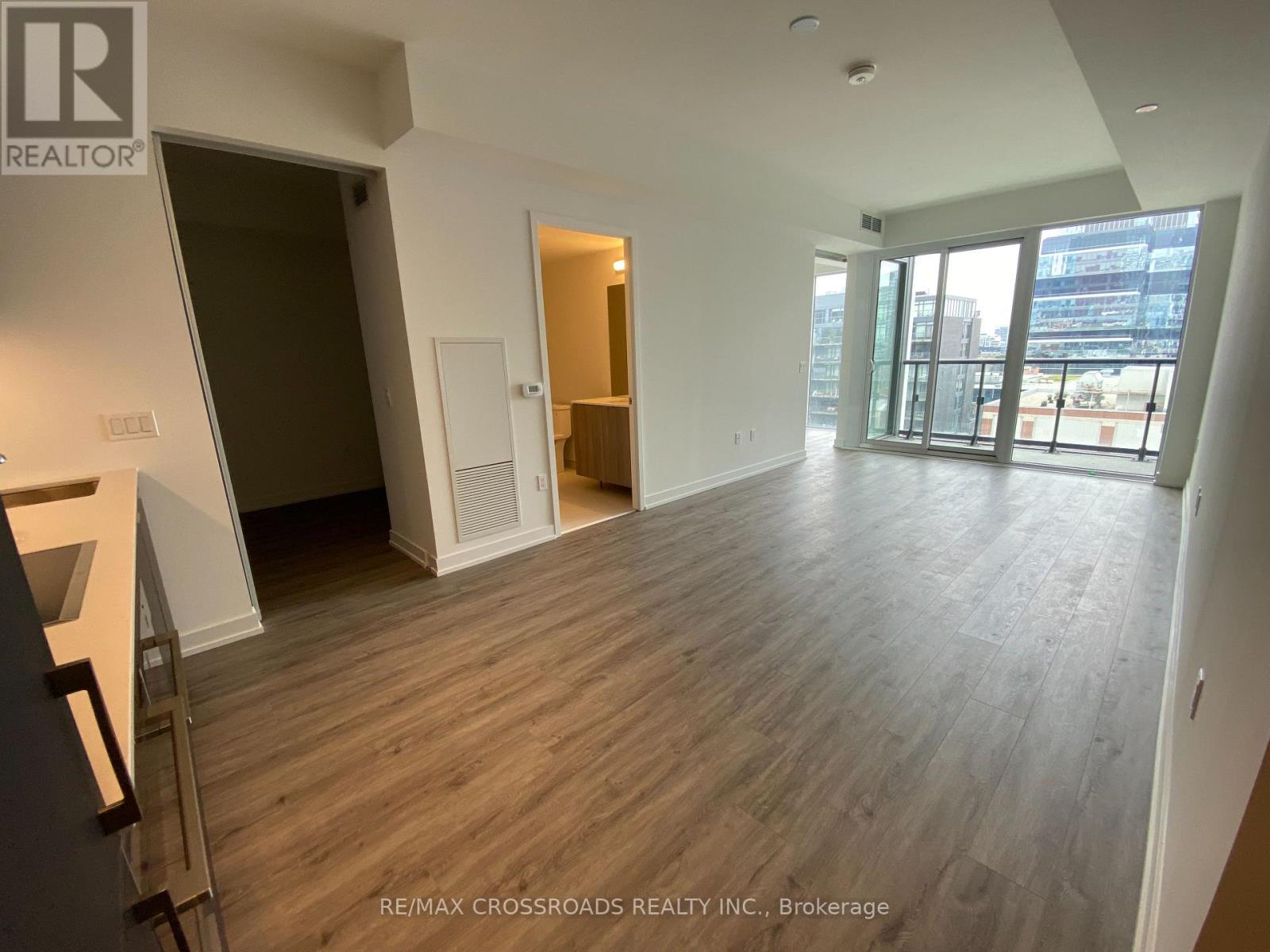 1214 - 158 Front Street, Toronto, Ontario  M5A 1E5 - Photo 8 - C12876642