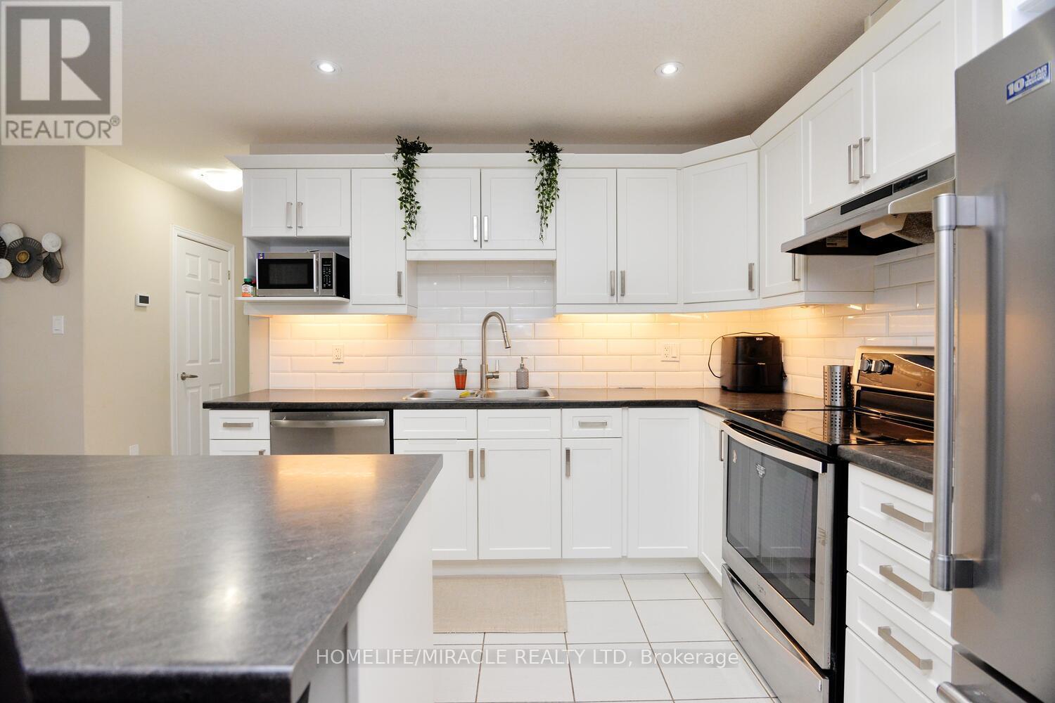 26 Winterton Court, Orangeville, Ontario  L9W 7N5 - Photo 14 - W12883866