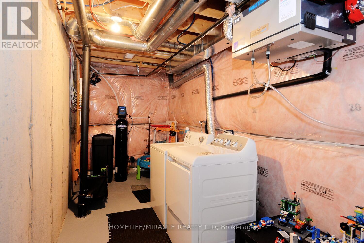 26 Winterton Court, Orangeville, Ontario  L9W 7N5 - Photo 44 - W12883866