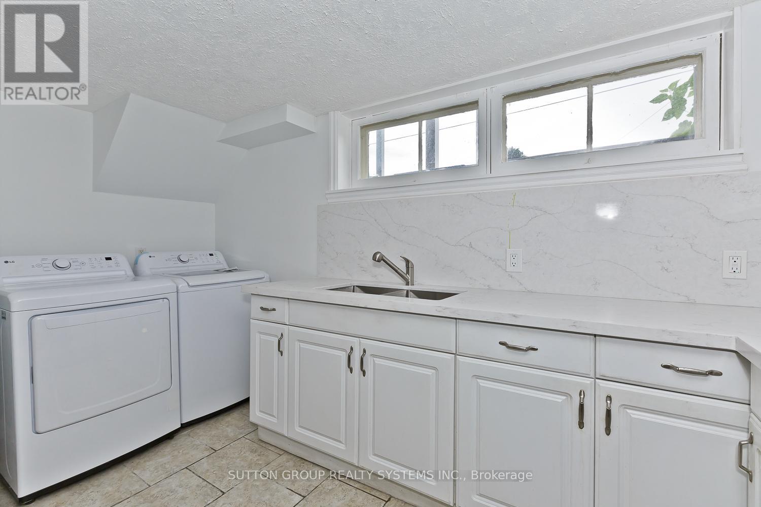 Lower - 12 Kamla Drive, St. Catharines, Ontario  L2M 3J8 - Photo 9 - X12853100