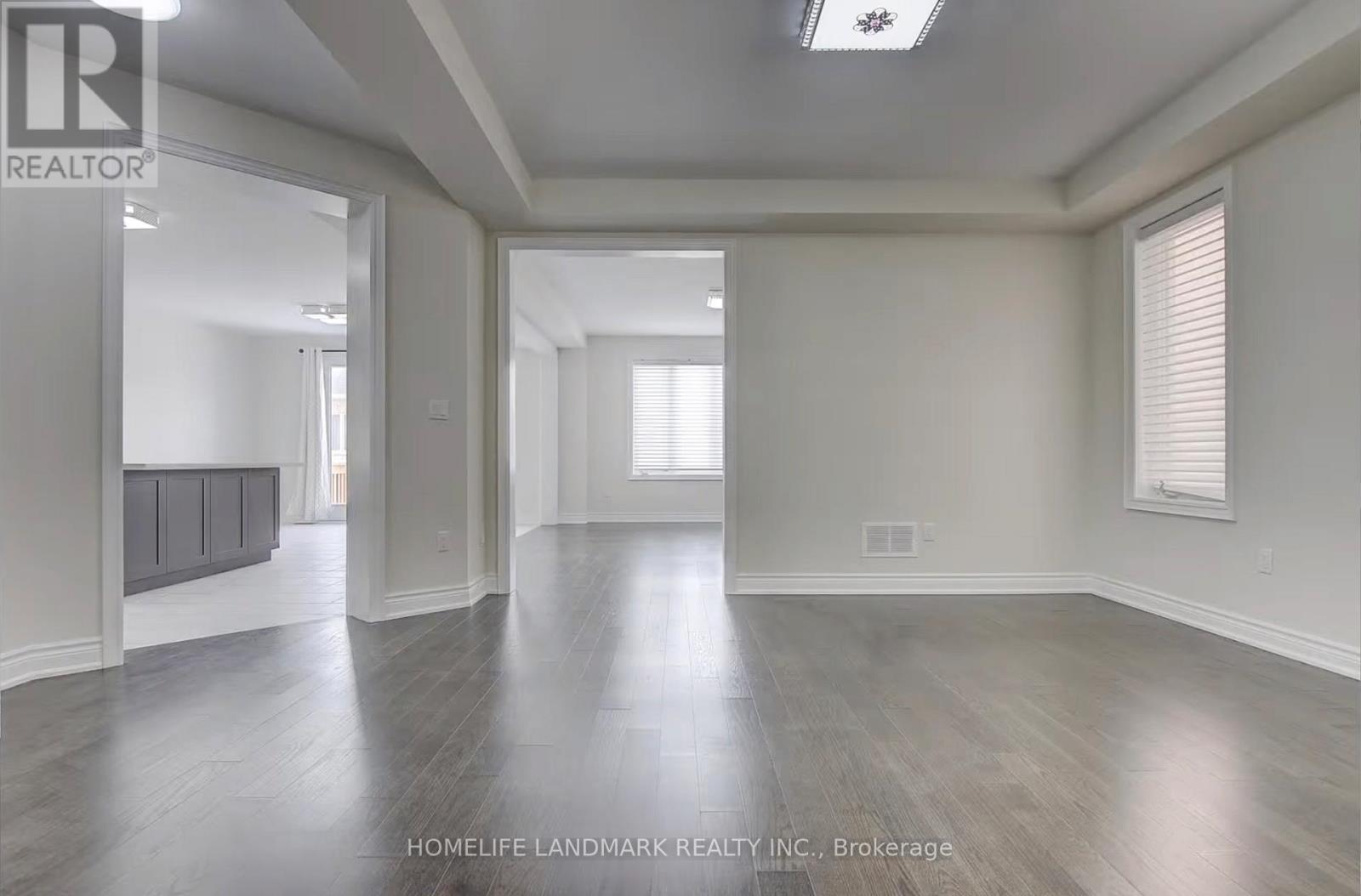 707 Harry Douglas Street, Newmarket, Ontario  L3X 0J8 - Photo 7 - N12884036