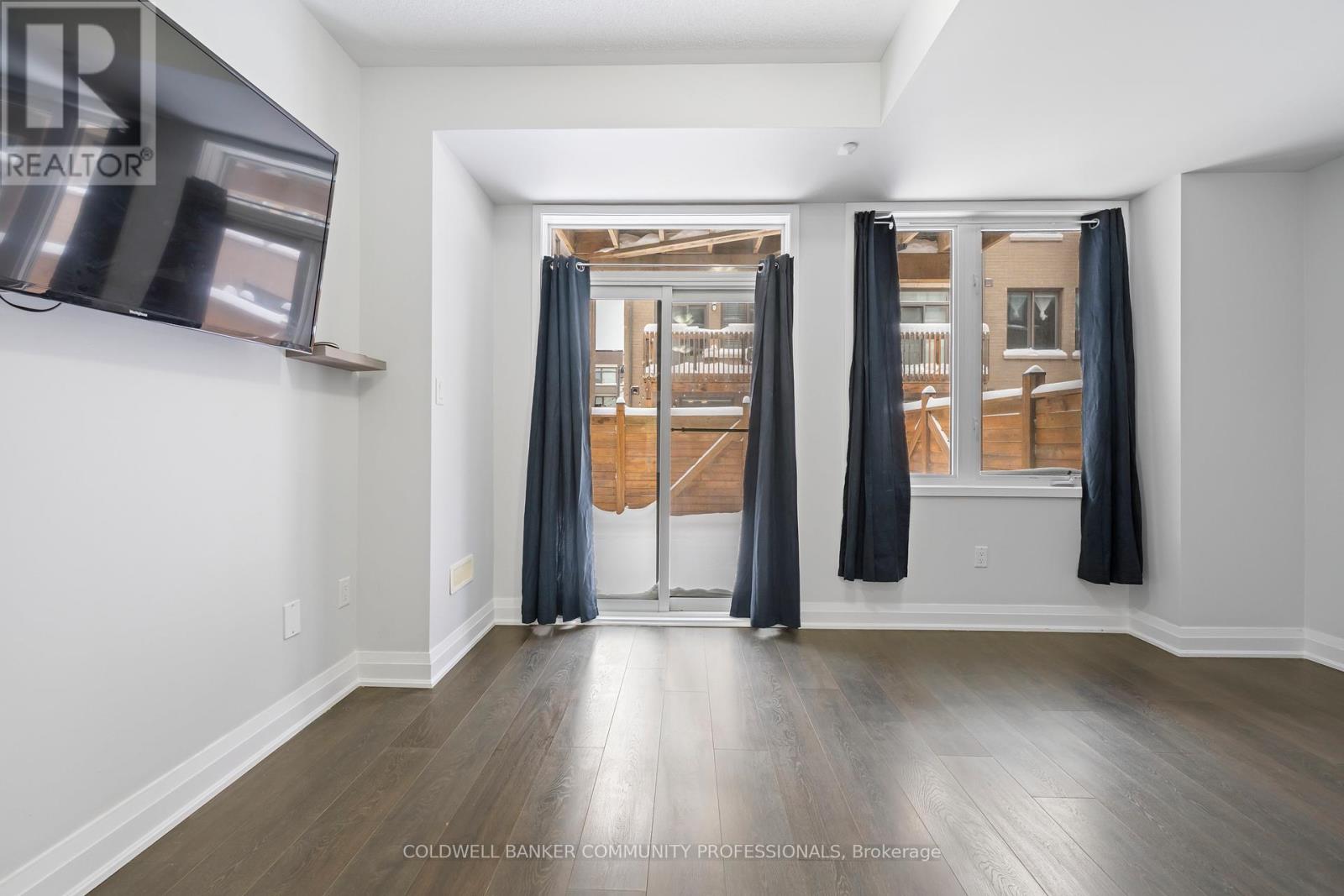 193 Huguenot Road, Oakville (Go Glenorchy), Ontario  L6H 0L6 - Photo 16 - W12884040