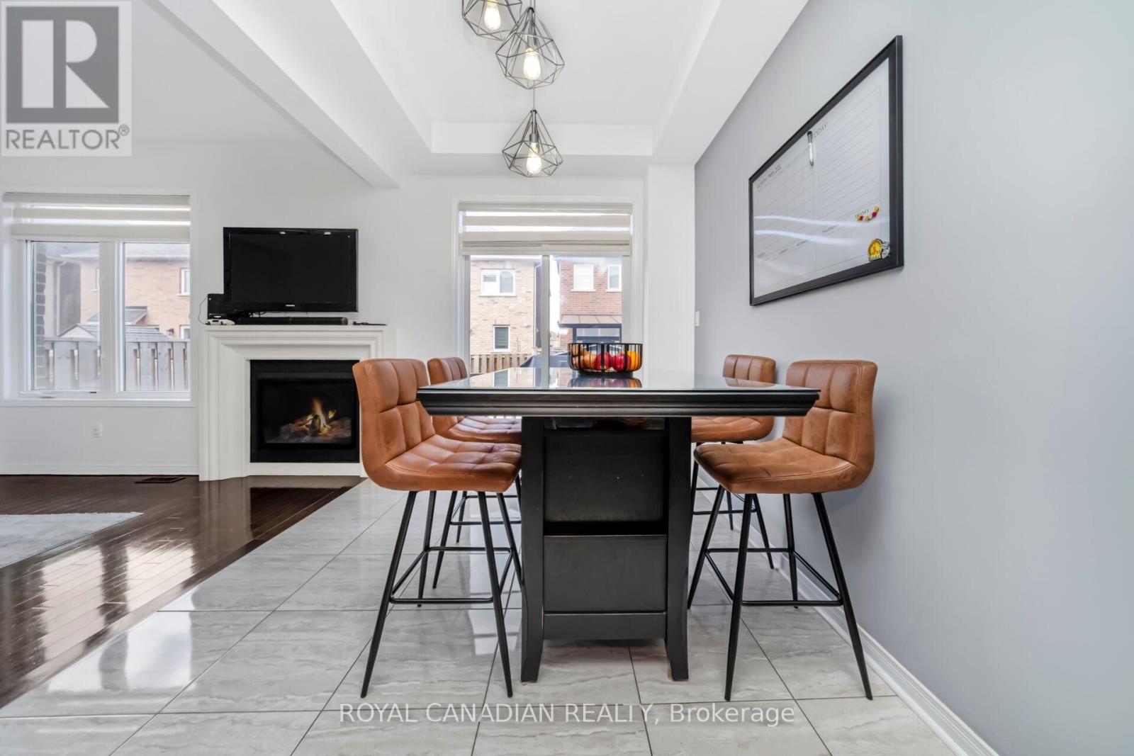 10 Yellowknife Road, Brampton, Ontario  L6R 3X3 - Photo 13 - W12884050