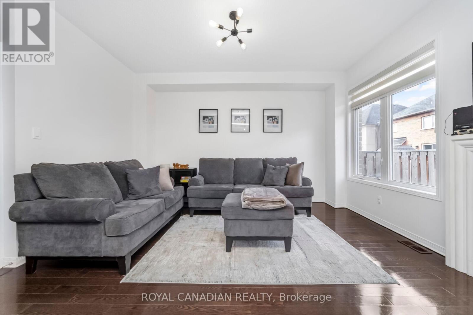 10 Yellowknife Road, Brampton, Ontario  L6R 3X3 - Photo 15 - W12884050