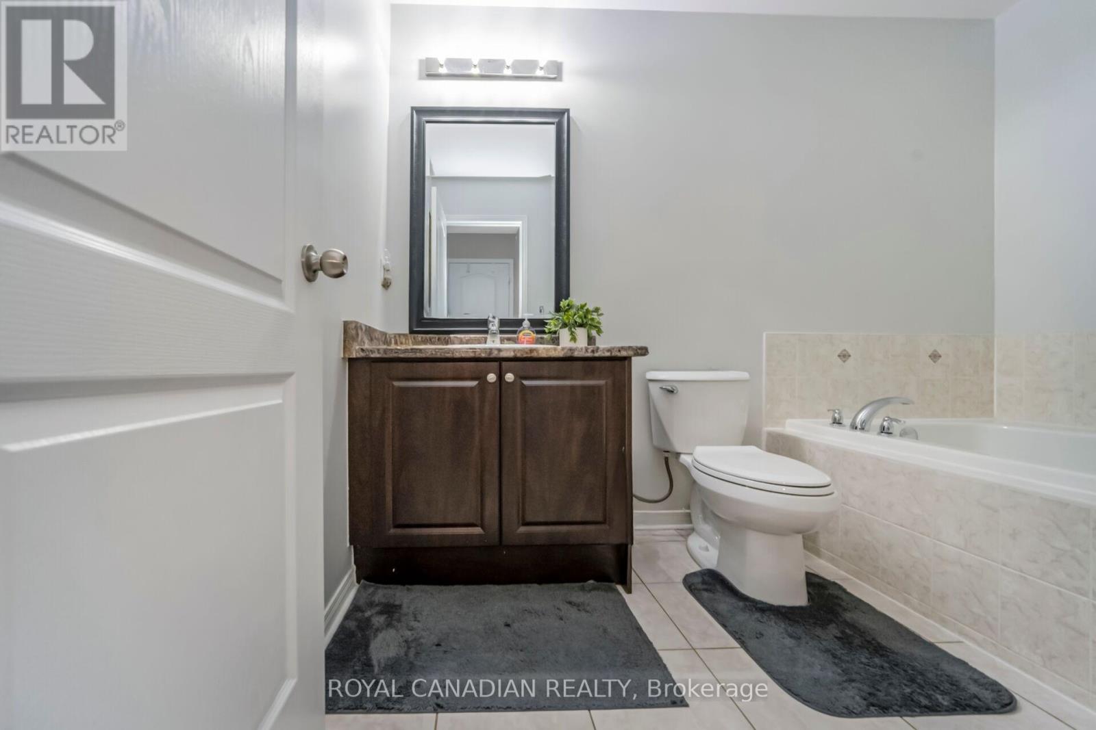 10 Yellowknife Road, Brampton, Ontario  L6R 3X3 - Photo 22 - W12884050