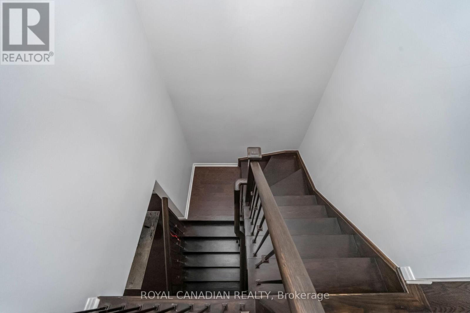 10 Yellowknife Road, Brampton, Ontario  L6R 3X3 - Photo 31 - W12884050