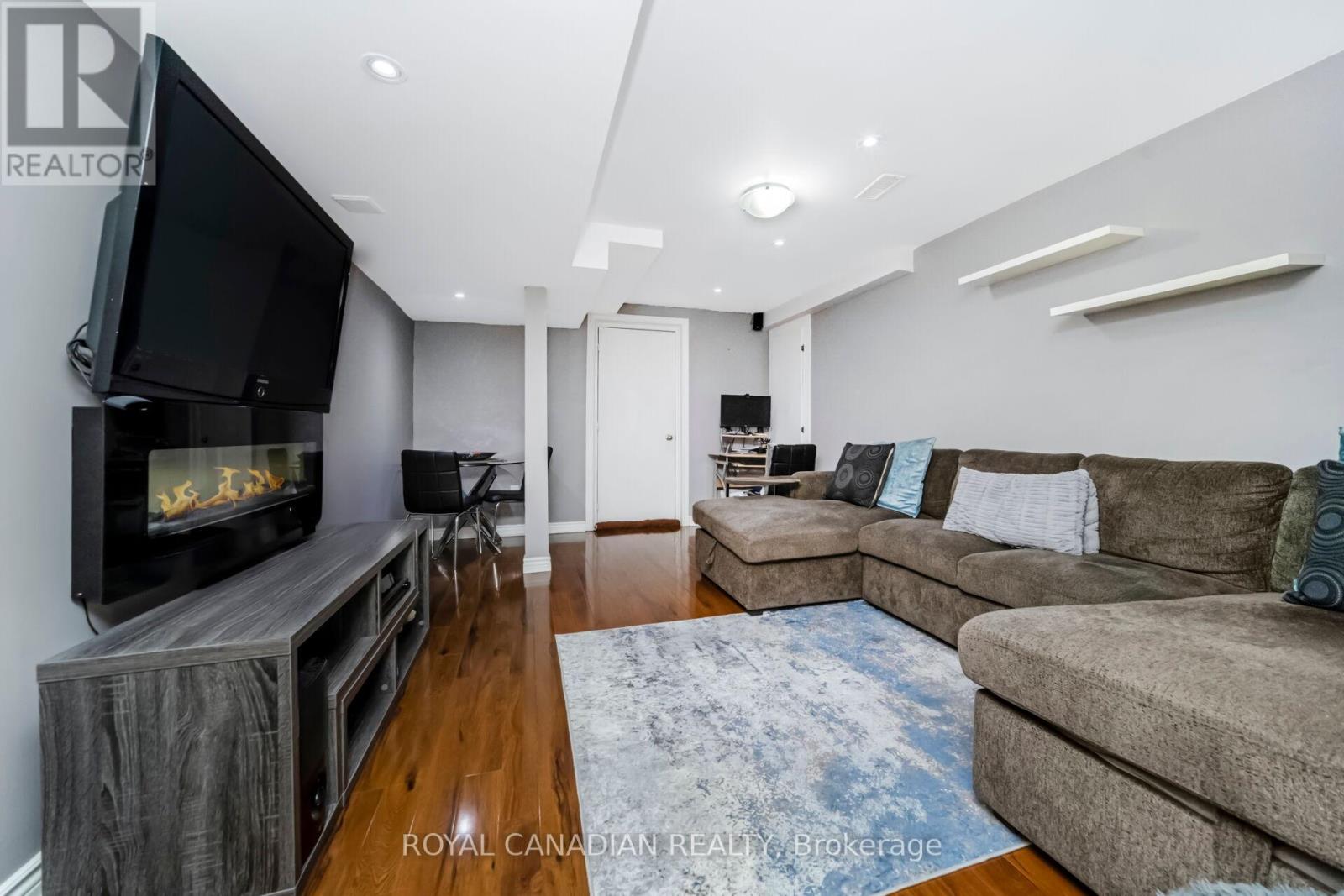 10 Yellowknife Road, Brampton, Ontario  L6R 3X3 - Photo 35 - W12884050