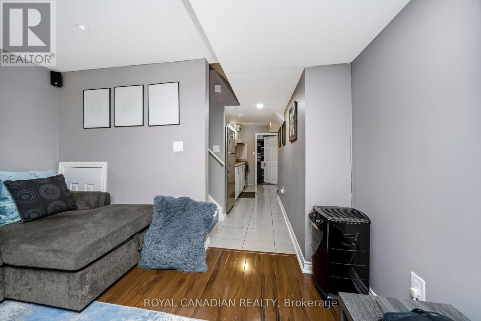 10 Yellowknife Road, Brampton, Ontario  L6R 3X3 - Photo 39 - W12884050