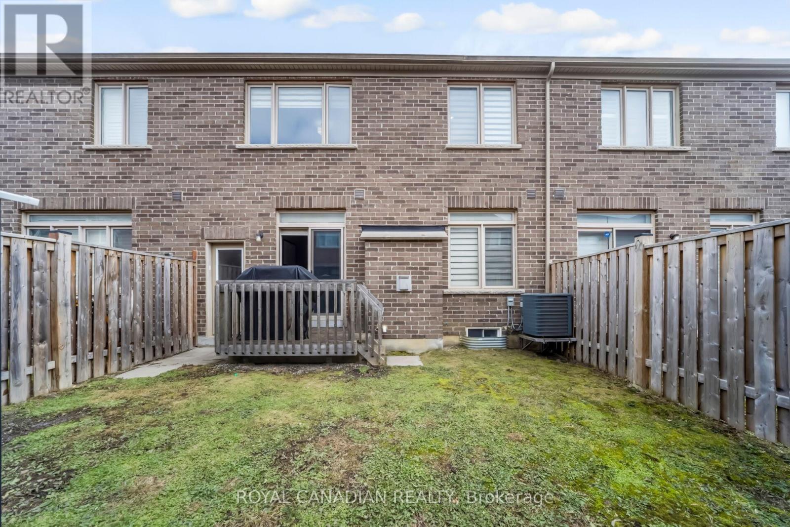 10 Yellowknife Road, Brampton, Ontario  L6R 3X3 - Photo 50 - W12884050