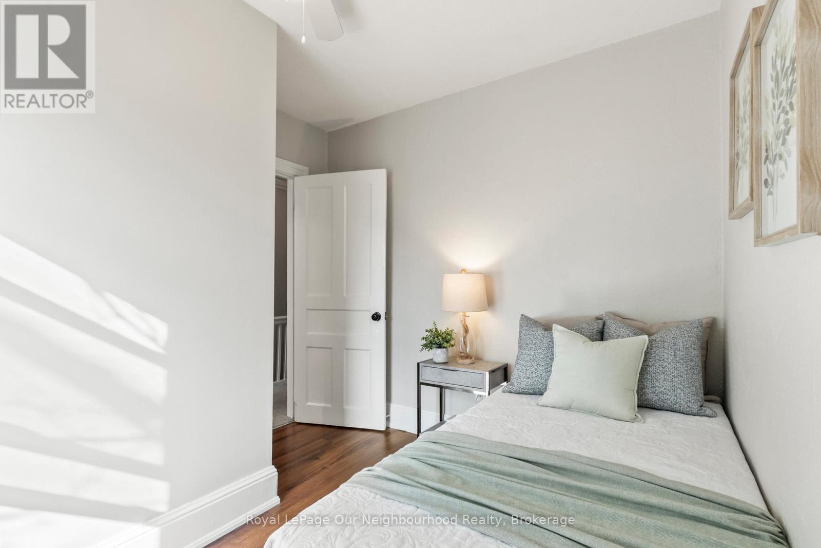 9 Carlisle Avenue, Clarington, Ontario  L1C 1W4 - Photo 16 - E12879976