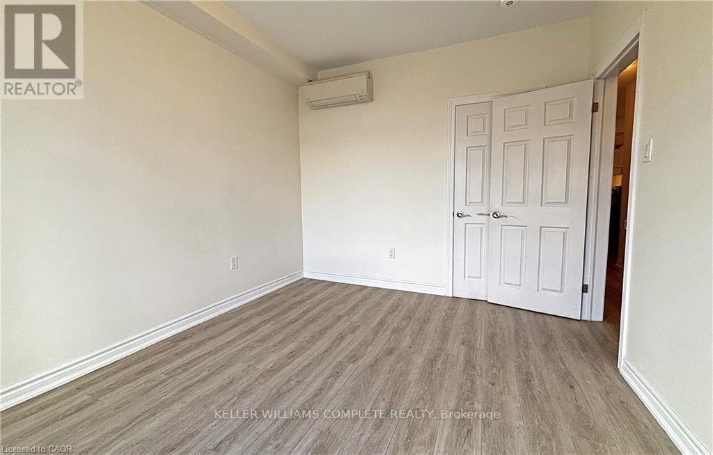 2 - 76 Wentworth Street S, Hamilton, Ontario  L8N 2Y9 - Photo 4 - X12884030