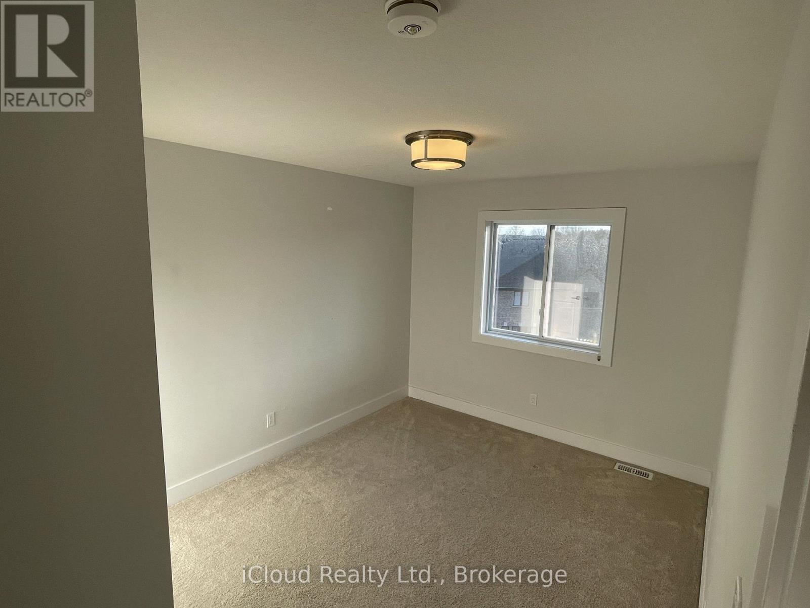 167 Forest Creek Drive, Kitchener, Ontario  N2R 0M1 - Photo 10 - X12884046