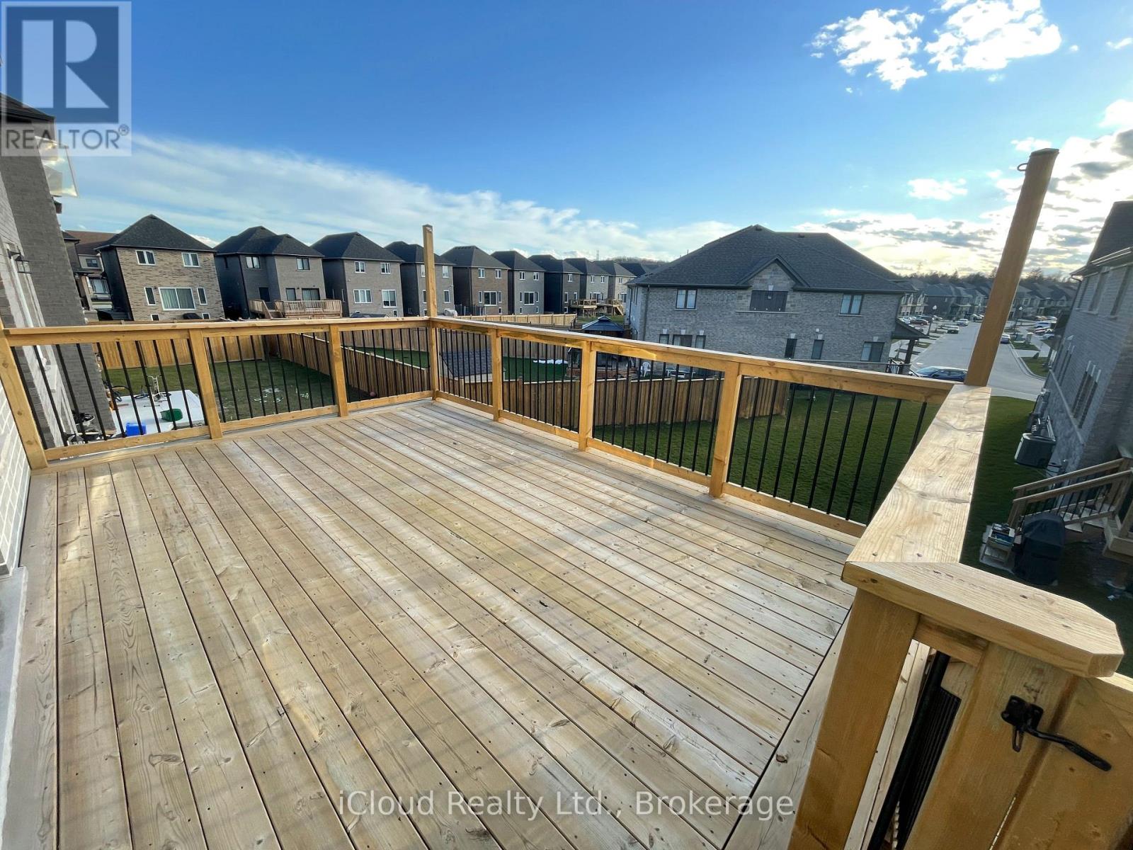 167 Forest Creek Drive, Kitchener, Ontario  N2R 0M1 - Photo 15 - X12884046