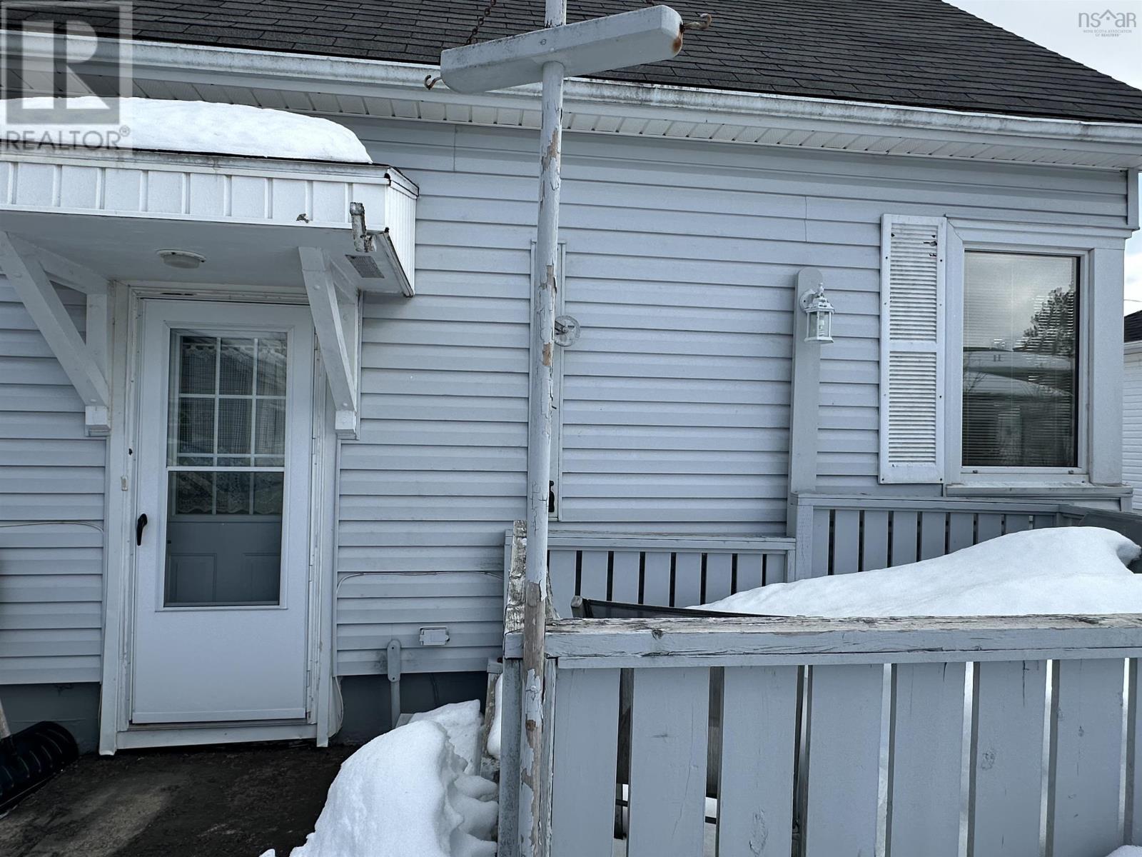 37 Kelmere Drive, Sydney River, Nova Scotia  B1R 1P9 - Photo 7 - 202604582