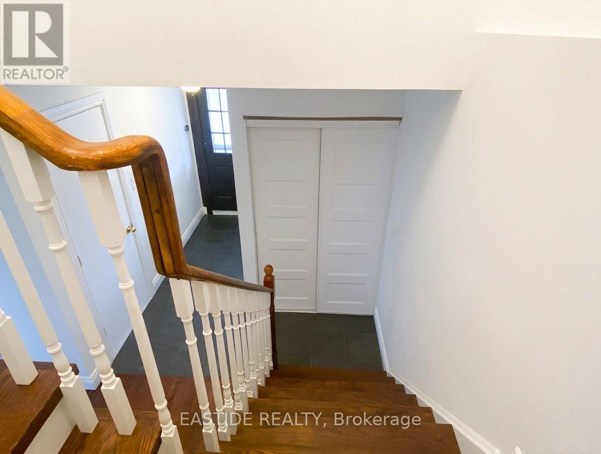 1540 Norwill Crescent, Oshawa, Ontario  L1G 7T9 - Photo 10 - E12878980