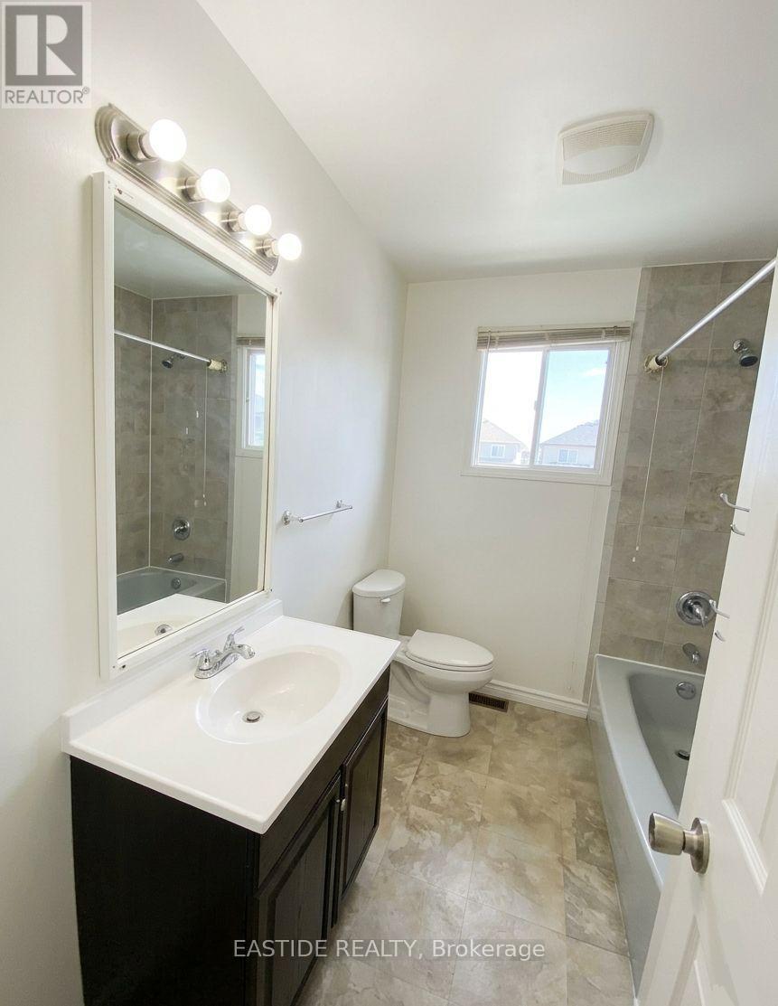 1540 Norwill Crescent, Oshawa, Ontario  L1G 7T9 - Photo 7 - E12878980