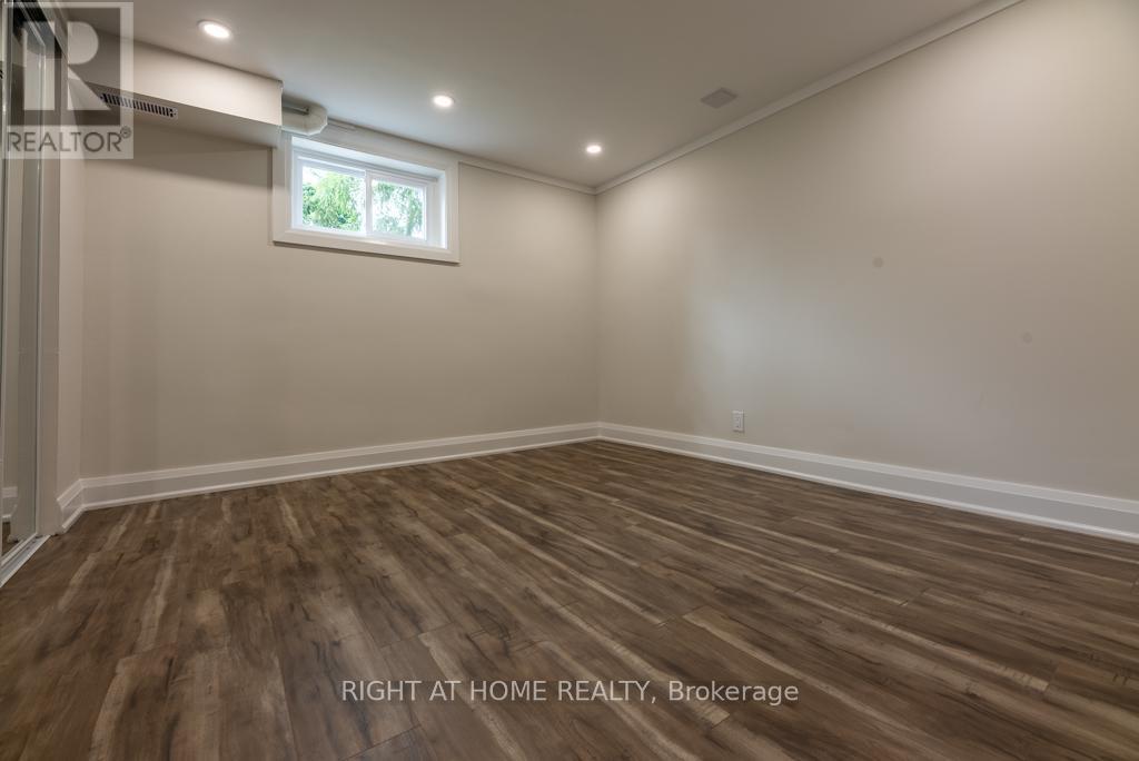 343 Boisdale Avenue, Richmond Hill (Harding), Ontario  L4C 1R4 - Photo 27 - N12859910