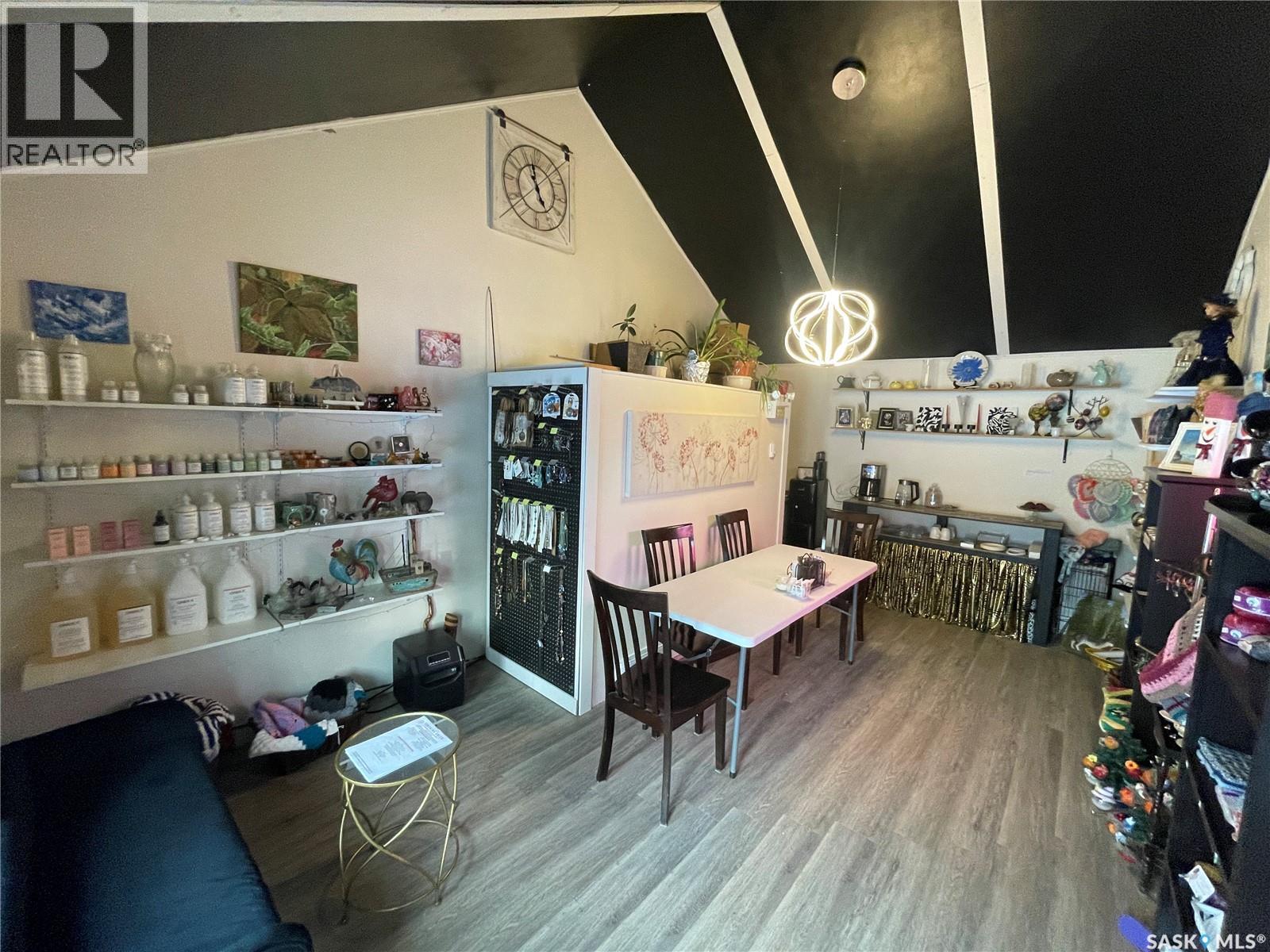 58 2nd Street, Tompkins, Saskatchewan  S0N 2S0 - Photo 25 - SK030464